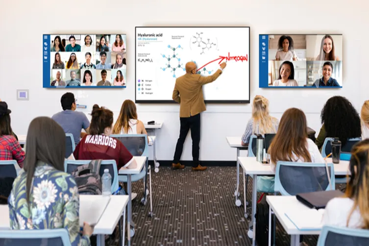 Education digital signage solutions bring teacher-student interaction Education digital signage solutions bring teacher-student interaction